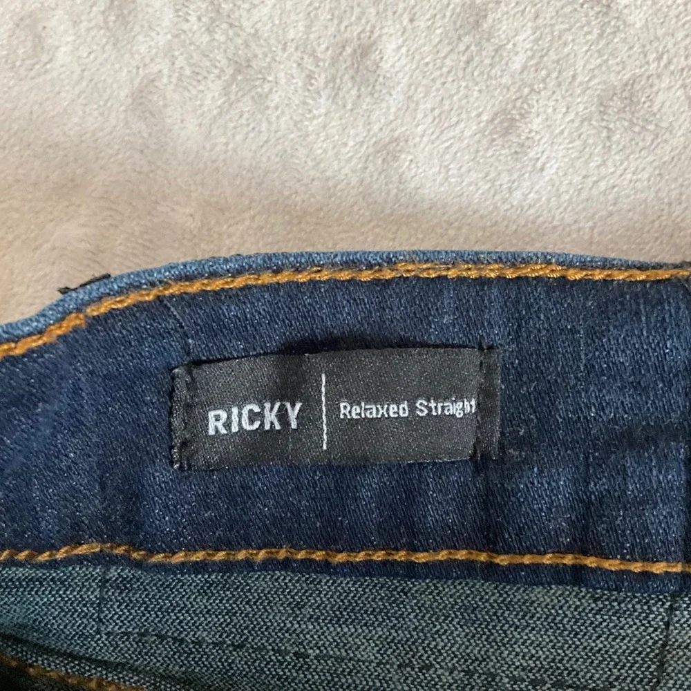 True Religion Ricky Relaxed Straight Men 38 Blue Denim Jeans Flap Pocket‎